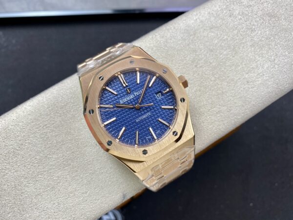 Replica Swiss Audemars Piguet Royal Oak Selfwinding Blue Dial 41Mm