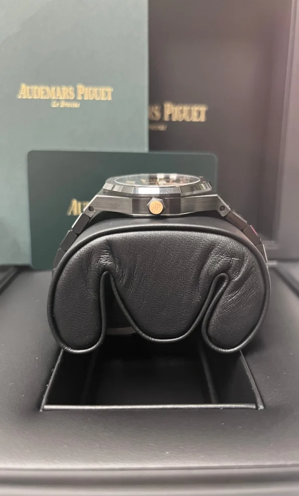 Replica Swiss Ap Royal Oak Black Ceramic Rainbow Dial