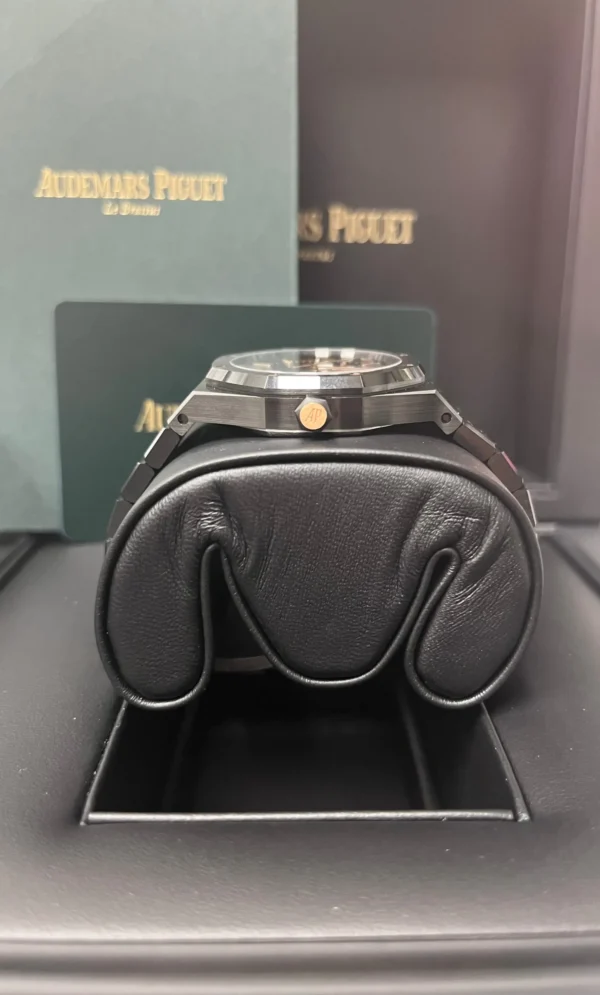 Replica Swiss Ap Royal Oak Black Ceramic Rainbow Dial 18 Replica Swiss Ap Royal Oak Black Ceramic Rainbow Dial