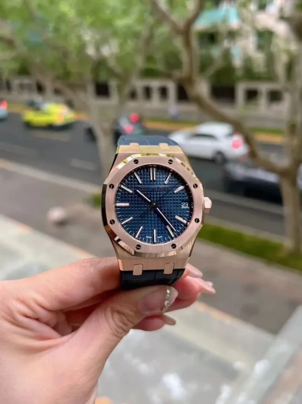 Replica Swiss Ap Royal Oak Selfwinding 50Th Rose Gold Black Dial 41Mm 3 Replica Swiss Ap Royal Oak Selfwinding 50Th Rose Gold Black Dial 41Mm