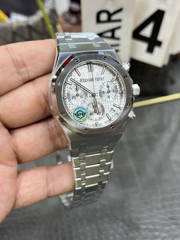 Replica Swiss Audemars Piguet Royal Oak Chronograph Steel &Amp; Black Dial 41Mm