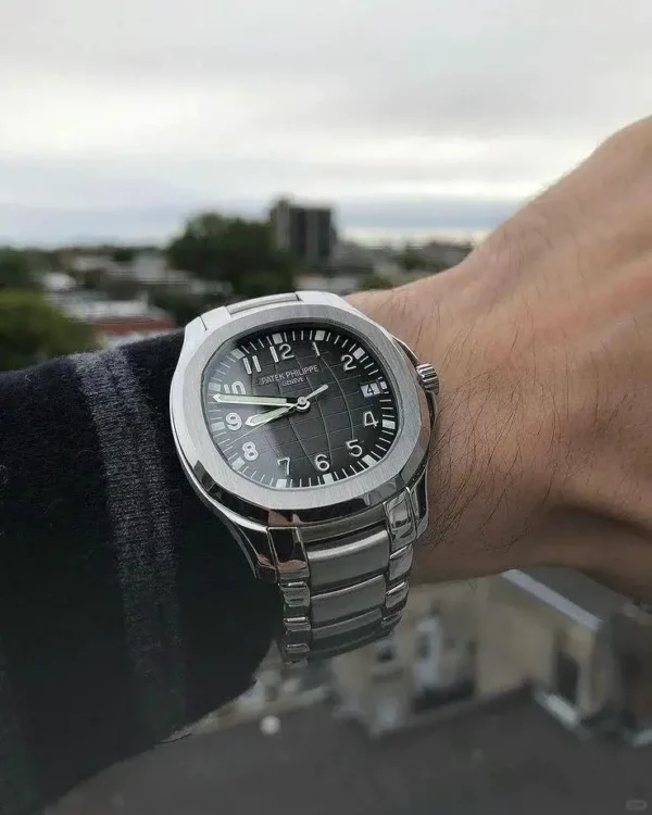 Replica Swiss Patek Philippe Aquanaut Steel 40Mm