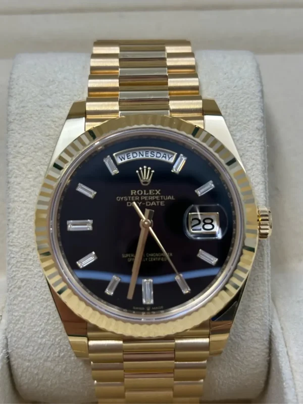 Replica Rolex Day-Date M228238_0059