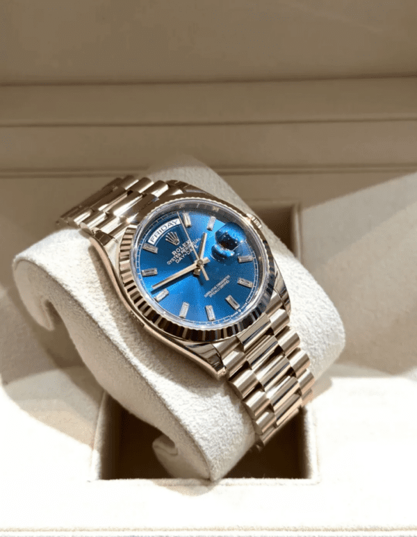 Replica Rolex Day-Date Carnelian 36Mm 128235-0085 4 Replica Rolex Day-Date Carnelian 36Mm 128235-0085