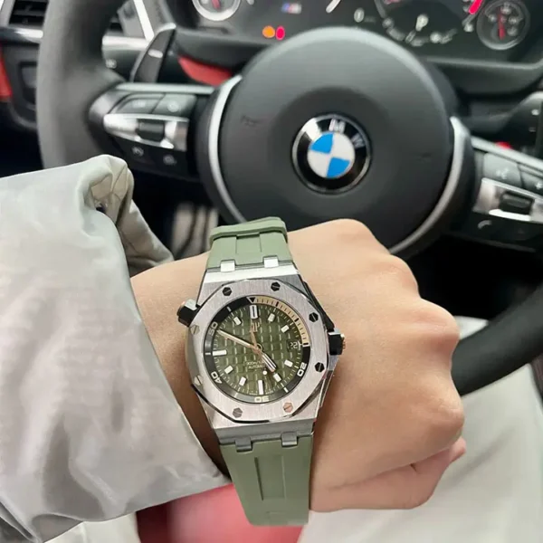 Replica Swiss Ap Royal Oak Offshore Diver Green Dial