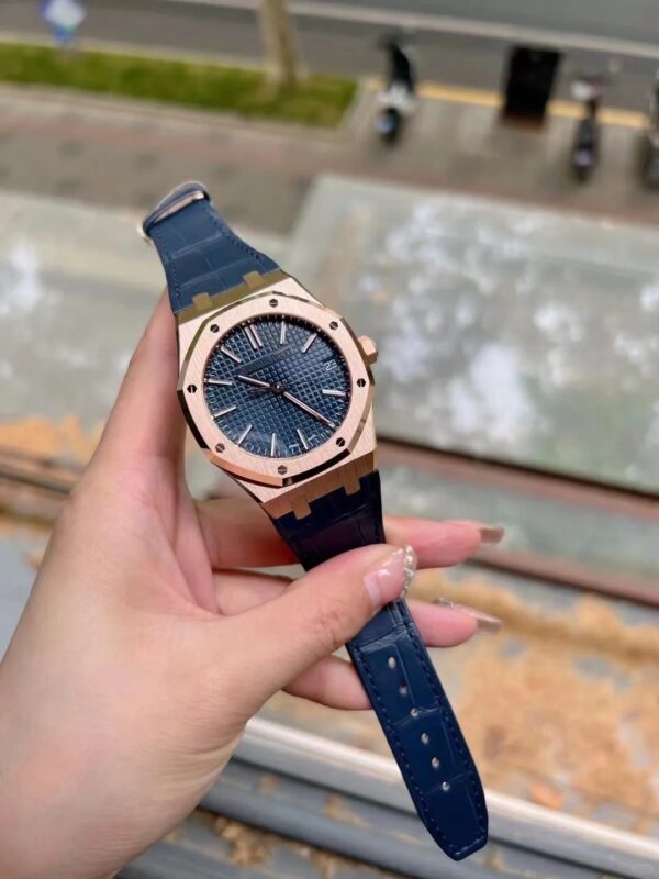 Replica Swiss Ap Royal Oak Selfwinding 50Th Rose Gold Black Dial 41Mm 7 Replica Swiss Ap Royal Oak Selfwinding 50Th Rose Gold Black Dial 41Mm