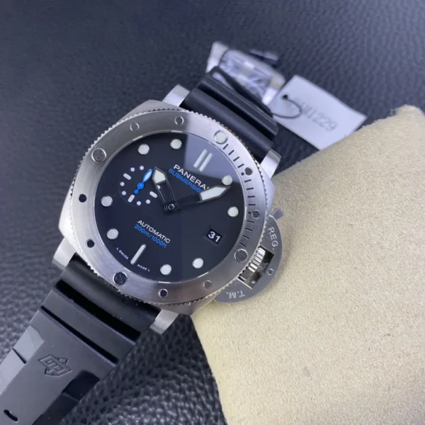 Replica Swiss Panerai Luminor Stealth Pam01305