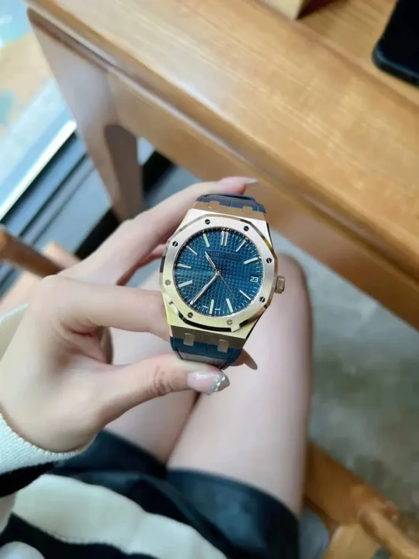 Replica Swiss Ap Royal Oak Selfwinding 50Th Rose Gold Black Dial 41Mm 9 Replica Swiss Ap Royal Oak Selfwinding 50Th Rose Gold Black Dial 41Mm