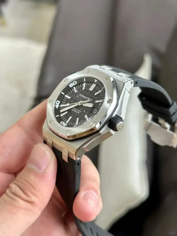Replica Swiss Ap Royal Oak Offshore Steel Black Dial 42Mm