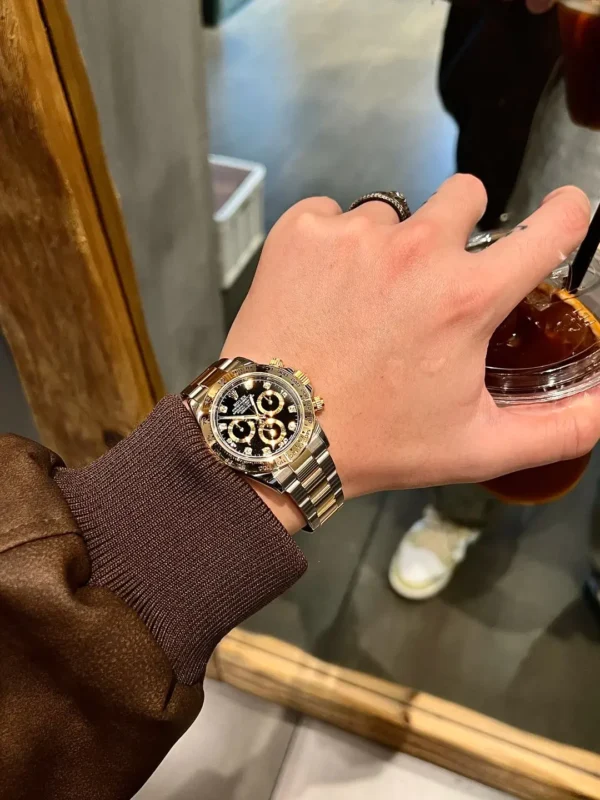 Replica Swiss Rolex Cosmograph Daytona Two-Tone Gold &Amp; Black Dial
