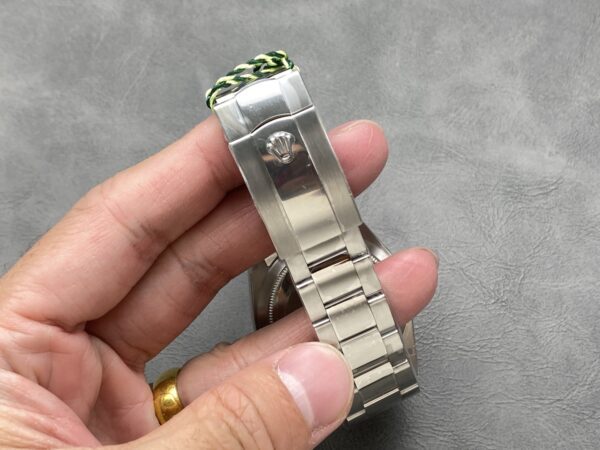 Replica Swiss Rolex Sky-Dweller Oyster 42Mm Silver &Amp; Blue