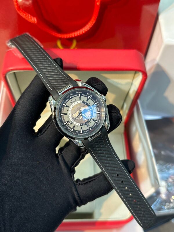 Replica Swiss Omega Seamaster Worldtimer Gmt 43Mm
