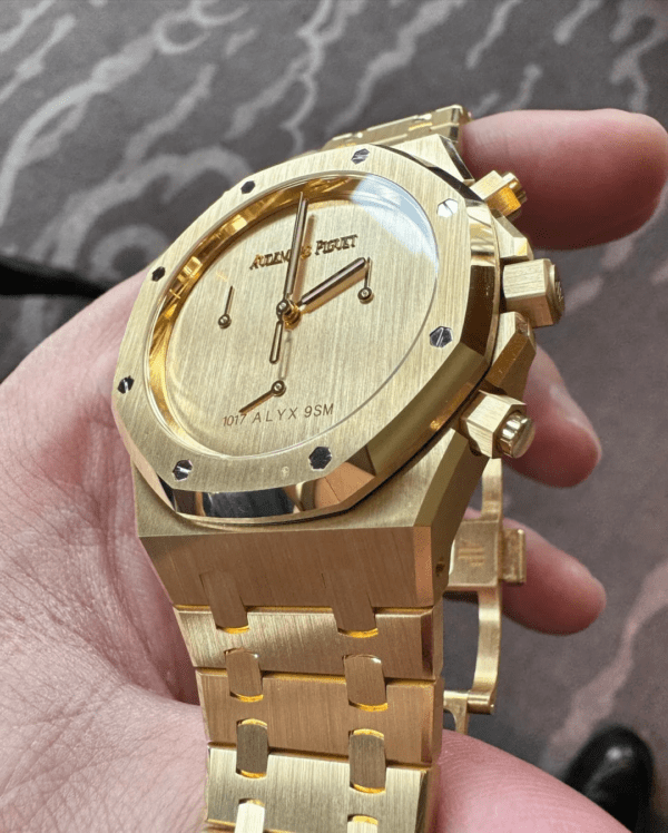 Replica Swiss Ap Royal Oak Chronograph Yellow Gold 1017 Alyx 9Sm
