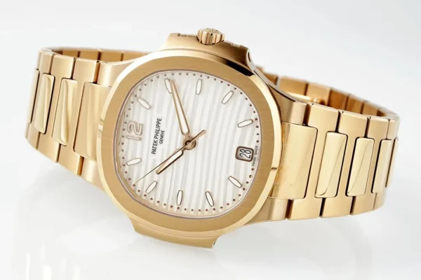 Replica Patek Philippe Nautilus Ladies Gold Dial