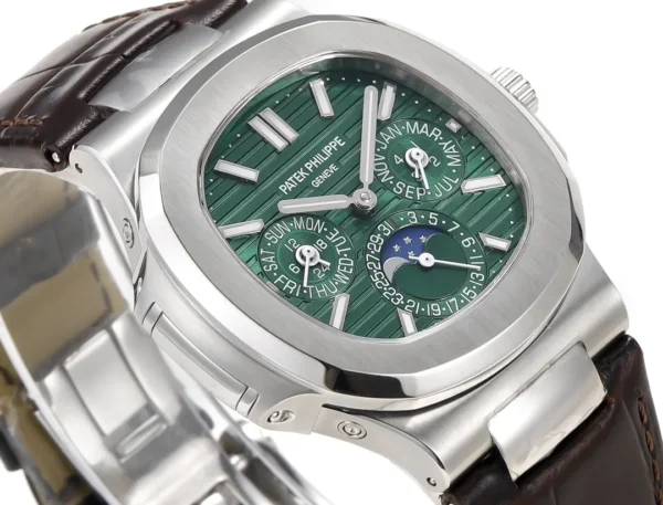 Replica Patek Philippe Nautilus Green Dial