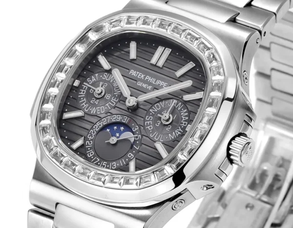 Replica Patek Philippe Nautilus Grey Dial Complication