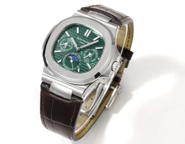 Replica Patek Philippe Nautilus Green Dial