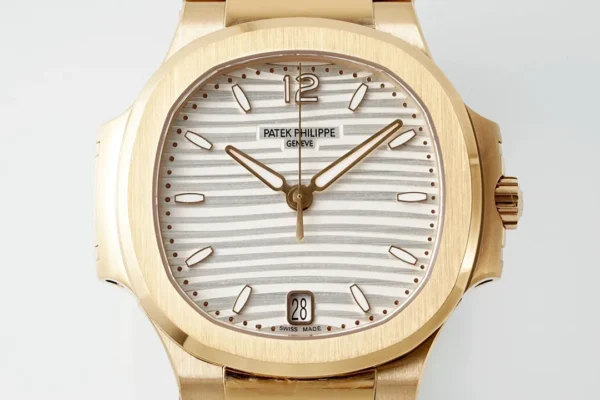 Replica Patek Philippe Nautilus Ladies Gold Dial