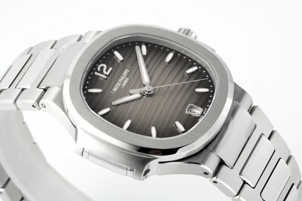 Replica Patek Philippe Nautilus Grey Dial