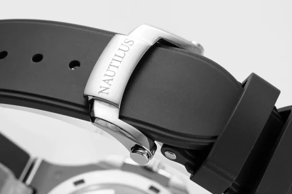 Replica Patek Philippe Nautilus Blue Dial Rubber Strap