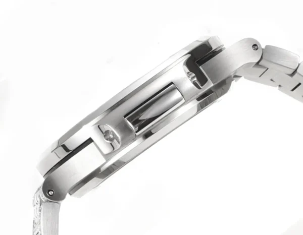 Replica Patek Philippe Nautilus Platinum Green Dial